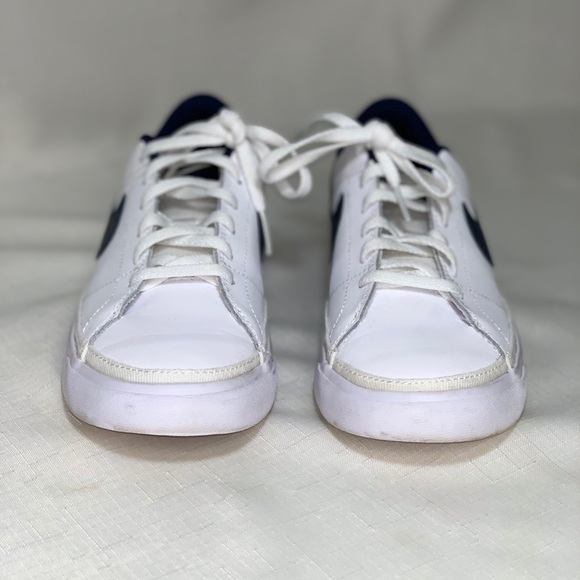 NWOT NIKE Sneaker Kids 5Y Leather Court Legacy DA5380-117 Lace Up White Runners - Picture 7 of 11